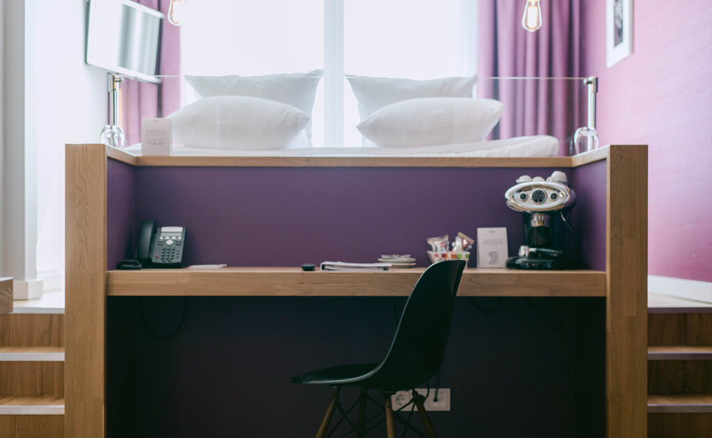 Vesper Hotel Purple Room