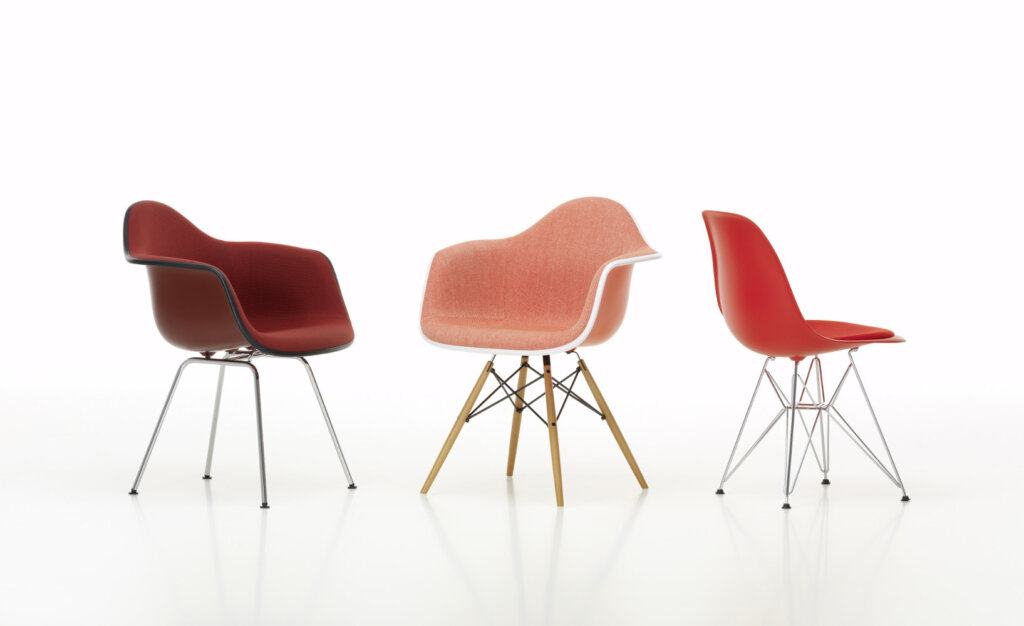 Vitra Stuhl Eames Plastic Chair Gruppe farbig