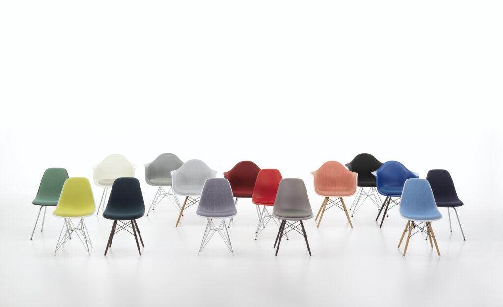 Vitra Stuhl Eames Plastic Chair Gruppe 1